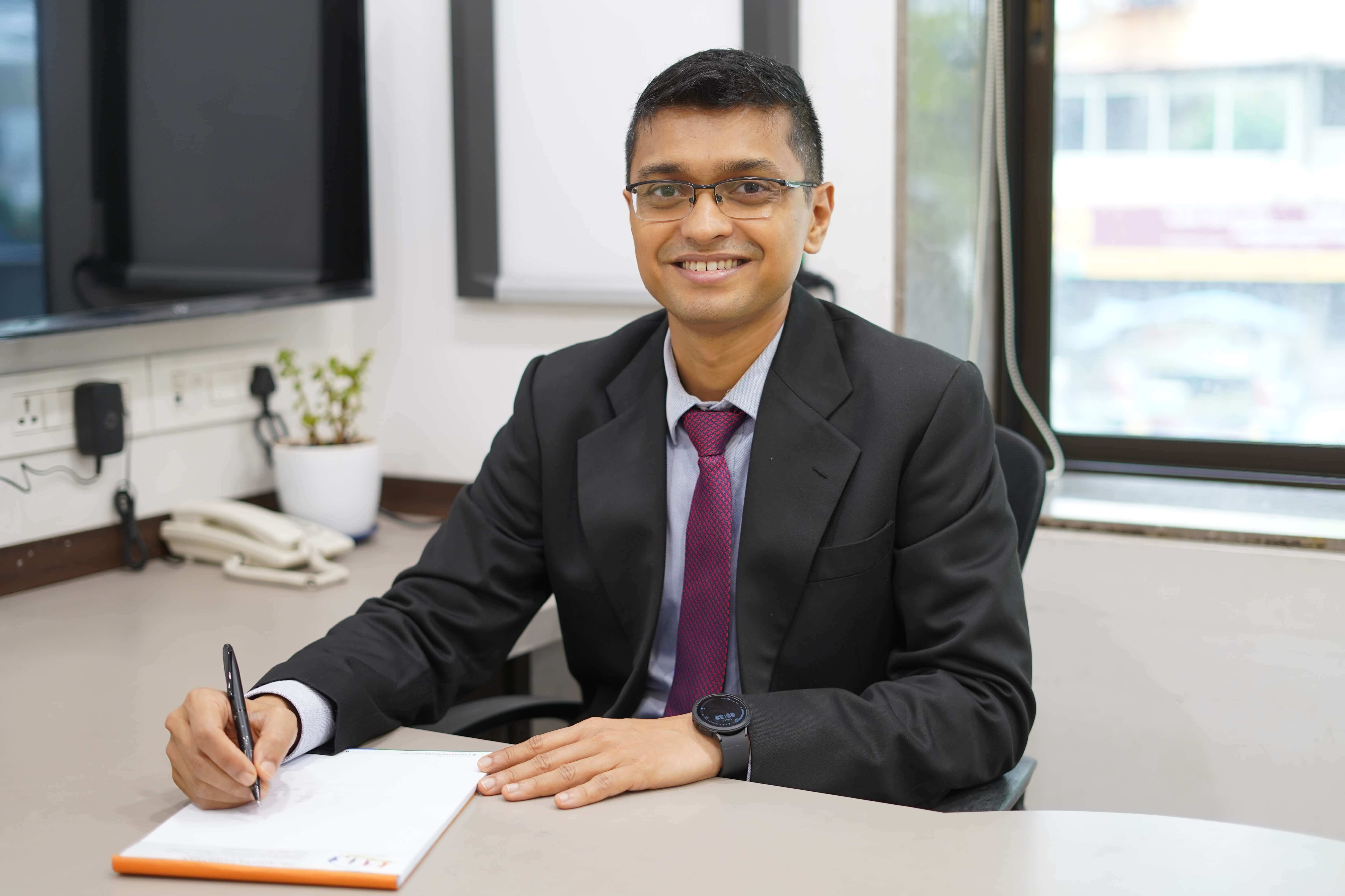 Consult Dr. Aditya Pawaskar for Articular Cartilage Repair in Mumbai